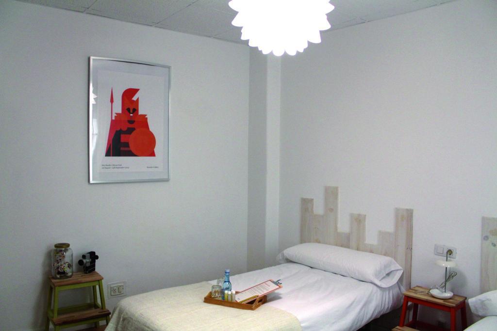 MON ComeySueña Guesthouse Monforte De Lemos Habitación foto